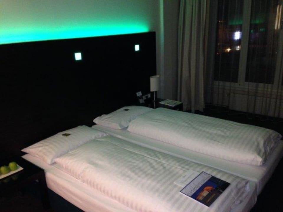 Doppelbett Flemings Hotel Wien-Stadthalle