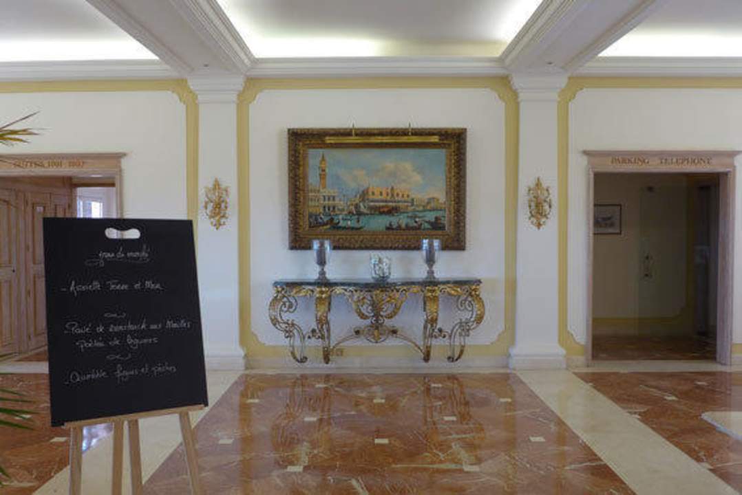 Du marbre partout Hotel Amarante Golf Plaza