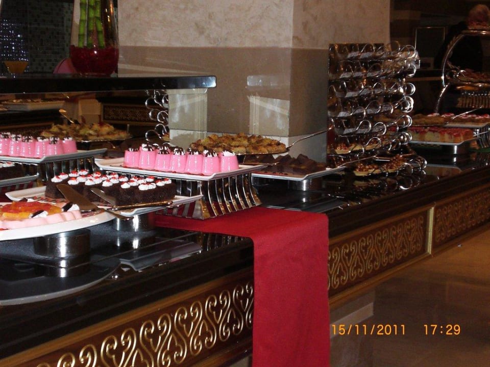 Eine kleine Speisenauswahl Diamond Excellence Resort & Spa