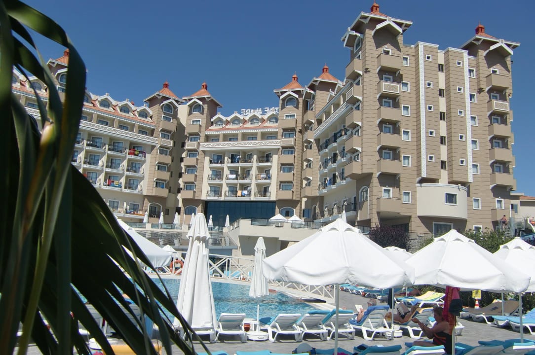 Hotel vom Pool aus Side Mare Resort & Spa