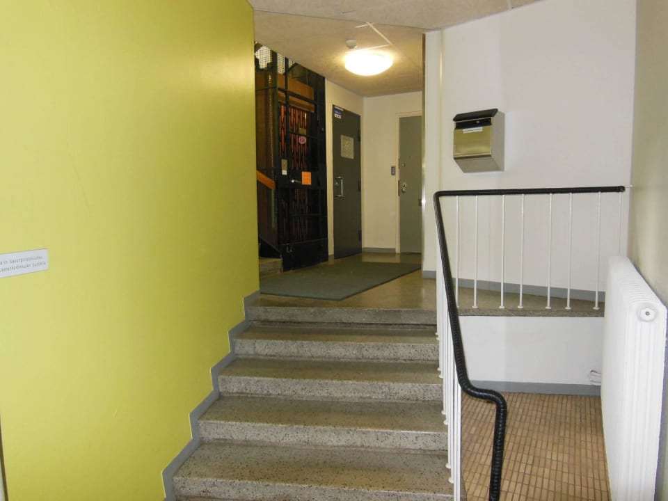 Eingang "A" SATO HotelHome Lapinlahdenkatu