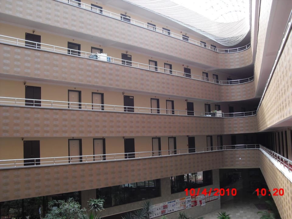 Innenhof des Hotels Kırbıyık Resort Hotel - Alanya