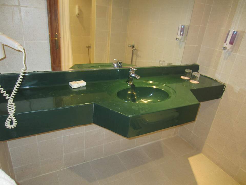 Badezimmer Riviera Aqua Park Resort