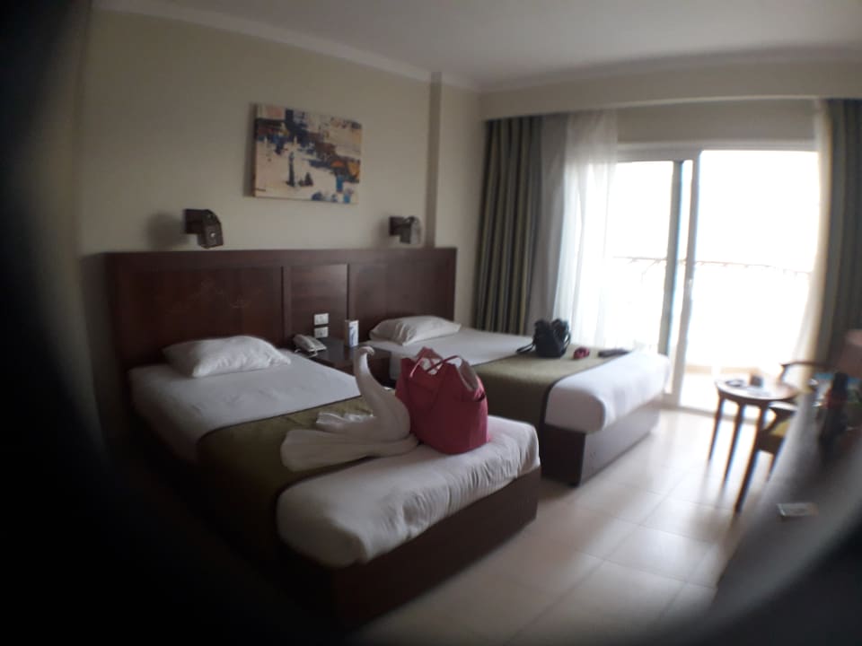 Zimmer Royal Star Beach Resort