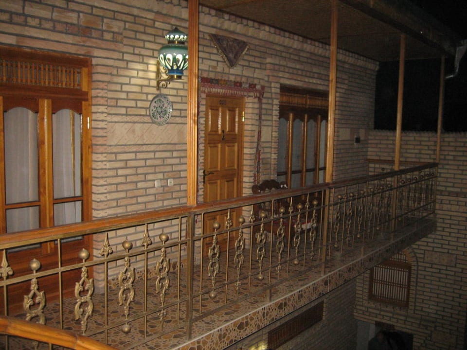 Zimmereingang 2.Stock Hotel Sasha & Son