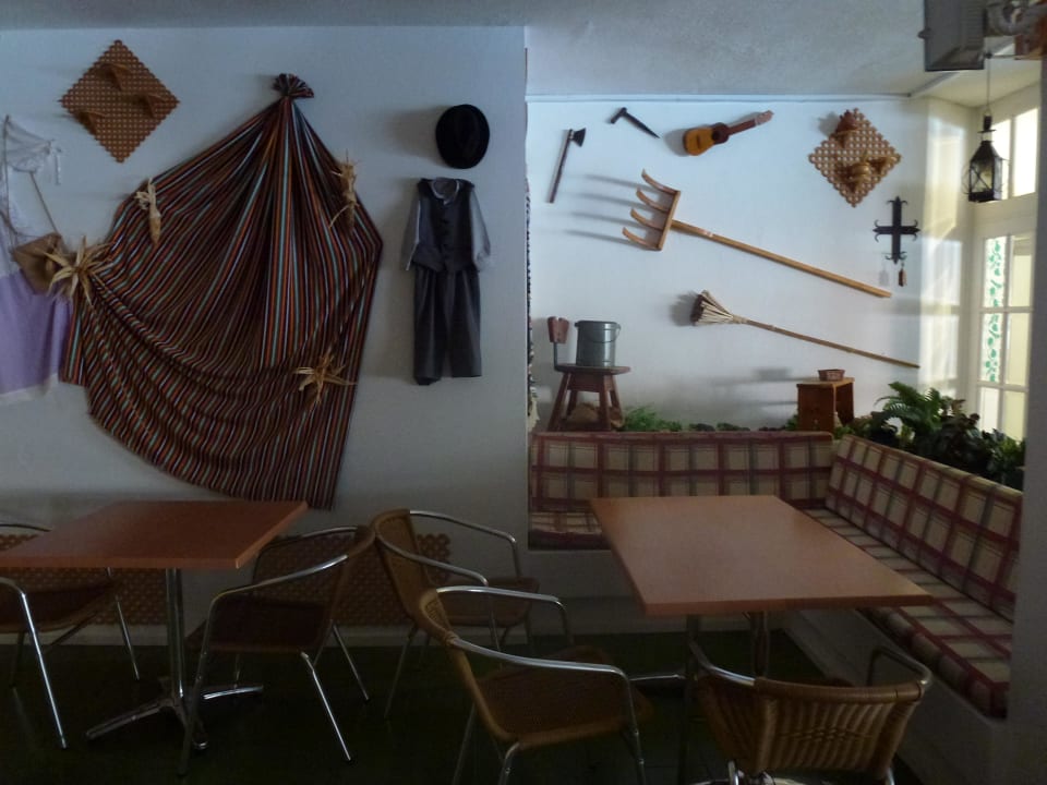 Poolbarbereich allsun Hotel Lucana