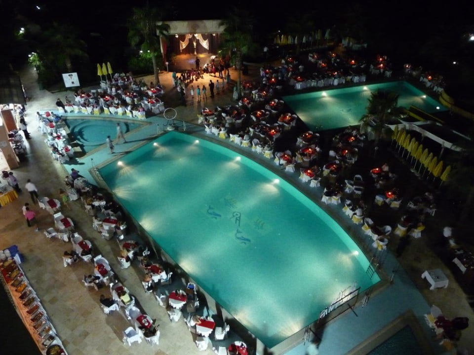 Die Krönung Royal Atlantis Beach Hotel