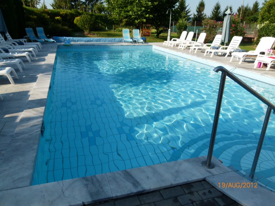 Pool Hotel Gasthof Scheer