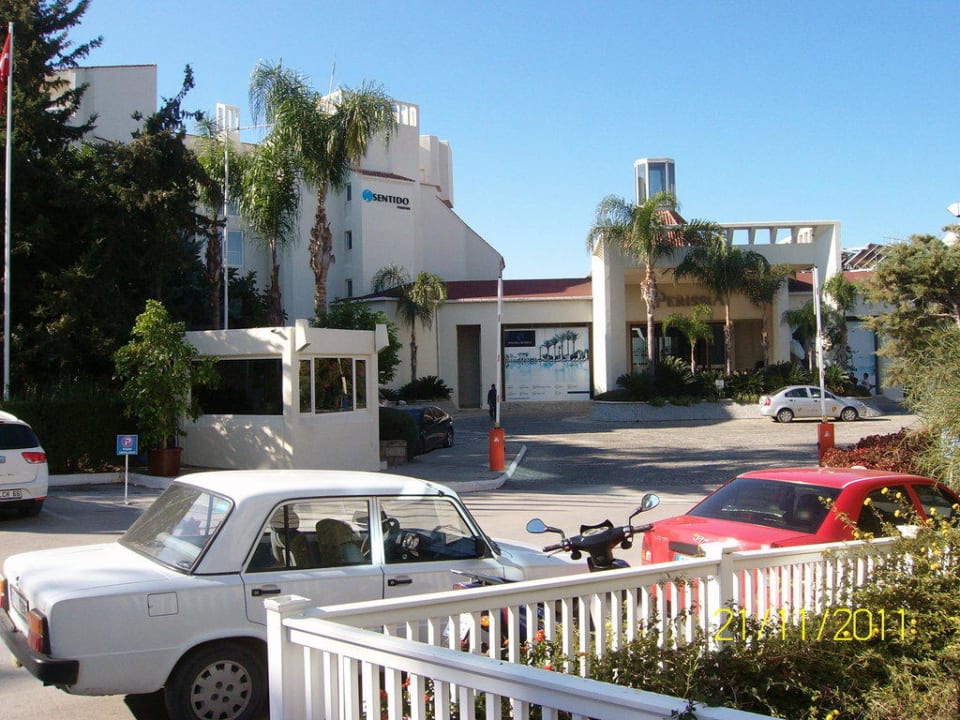 Hotelfront PALOMA Perissia