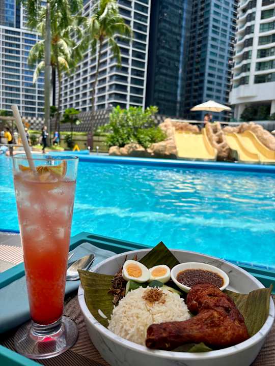 Pool Four Points by Sheraton Kuala Lumpur, City Centre