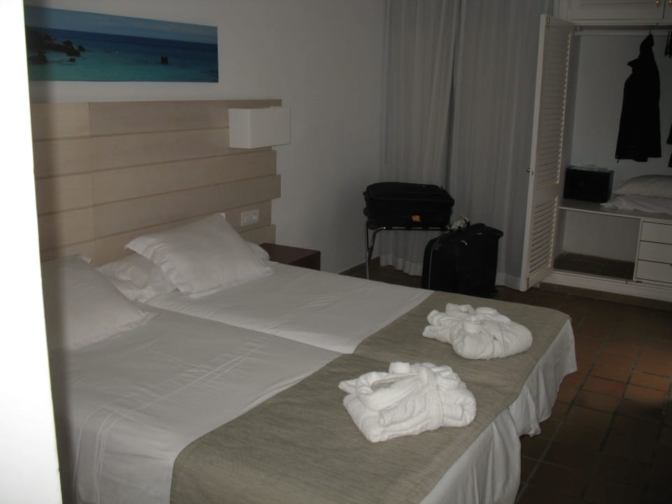 Schlafzimmer LABRANDA Bahía y Villas Fañabé