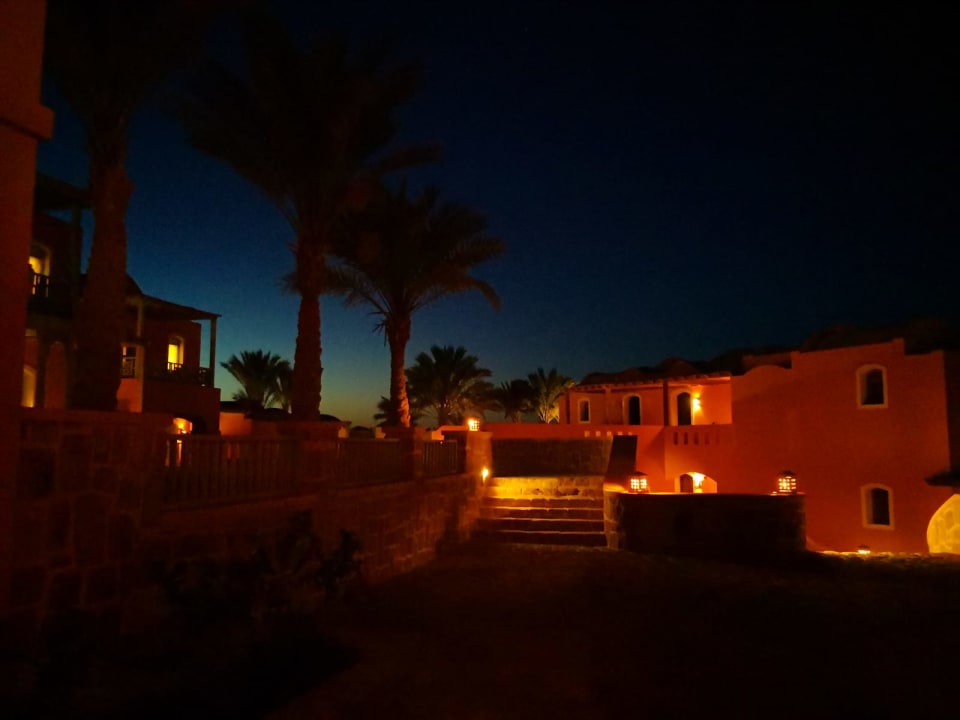 Außenansicht Radisson Blu Resort, El Quseir