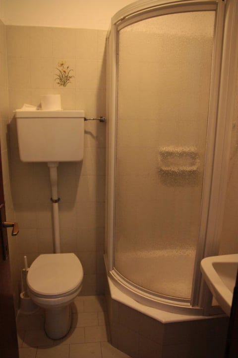 Badezimmer Kategorie Komfort Hotel Piccolo