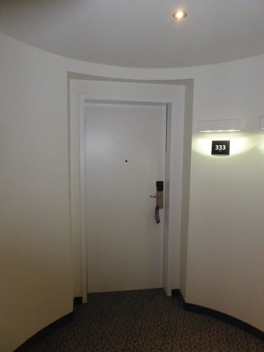 Eingang zum Familienzimmer Scandic Berlin Kurfürstendamm