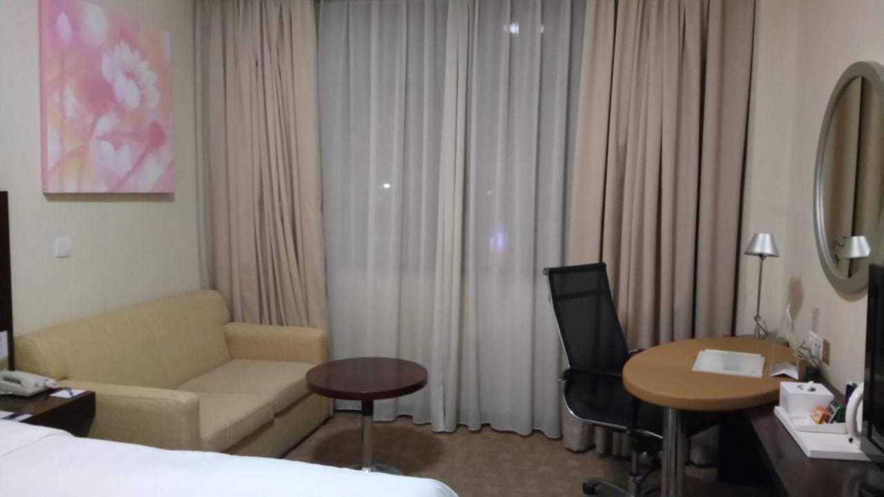 Zimmer Hotel Holiday Inn Express Luohu Shenzhen
