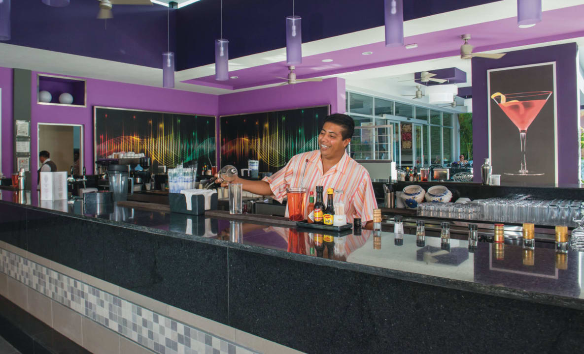 Bar Hotel Riu Lupita
