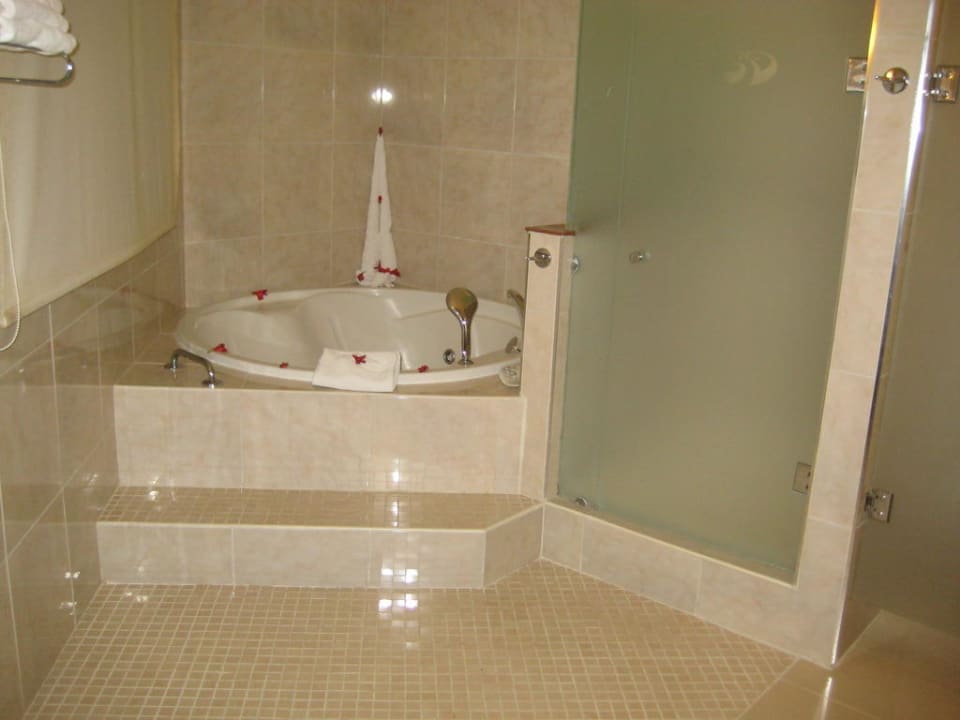 Badzimmer Junior Suite Hotel Grand Palladium Palace Resort, Spa & Casino