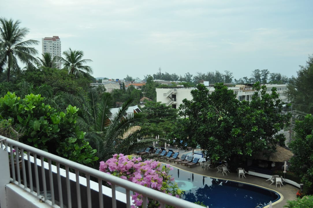Basen Best Western Phuket Ocean Resort