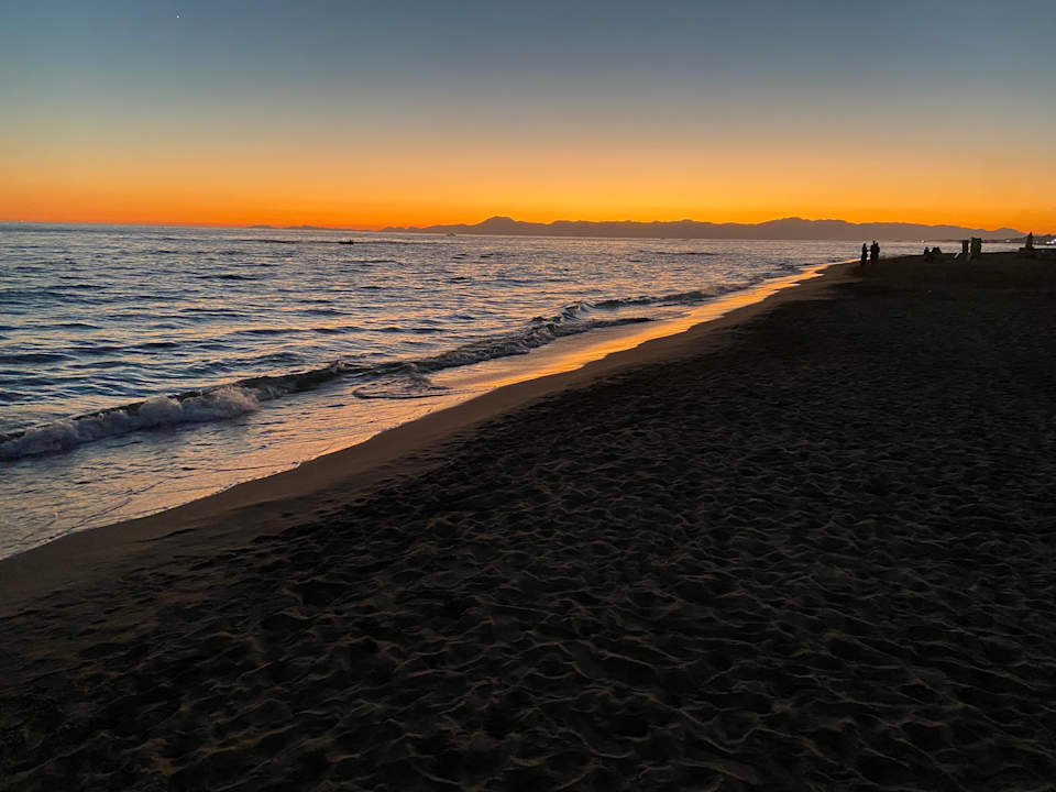 Strand Hotel Süral Resort