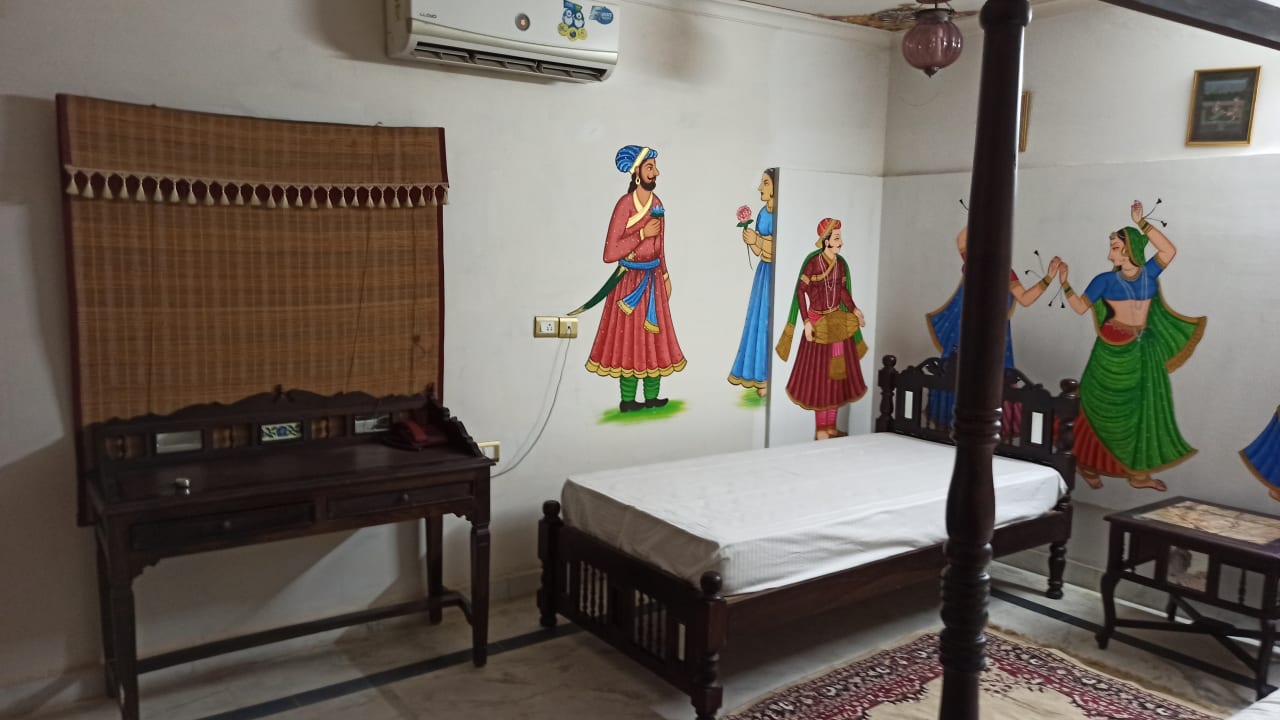 Zimmer Suroth Mahal Hotel