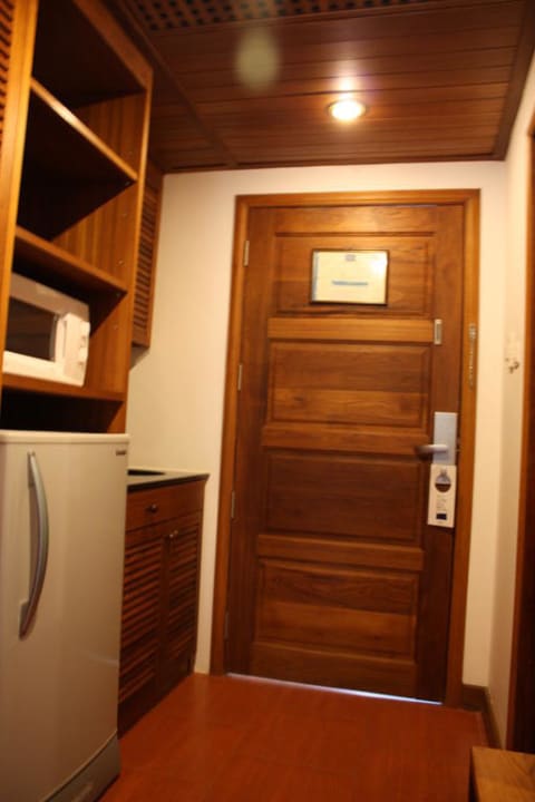 Hotelzimmer - Eingang Sunwing Bangtao Beach