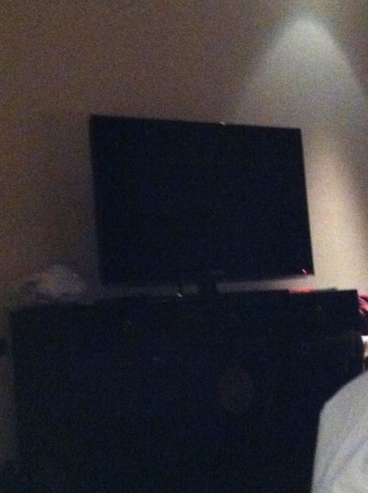 Fernseher  Crowne Plaza Phuket Panwa Beach