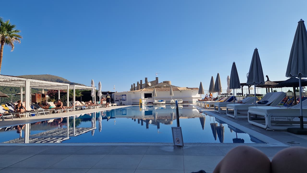 Pool allsun Hotel Lux de Mar