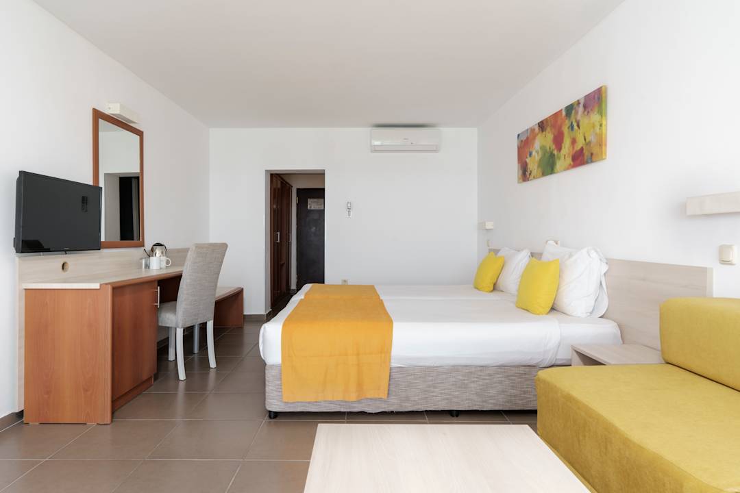 Zimmer AluaSun Helios Beach