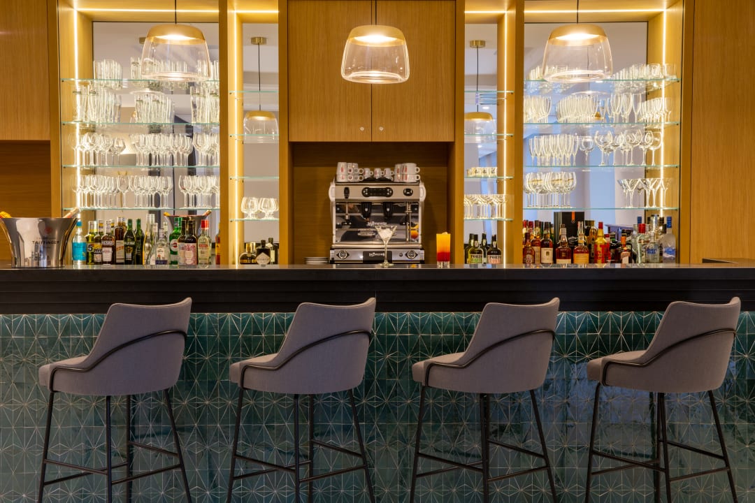 Gastro Apollinaire Nice, WH Distinctive