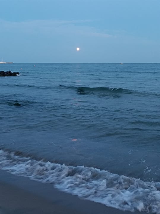 Strand Hotel Sineva Beach