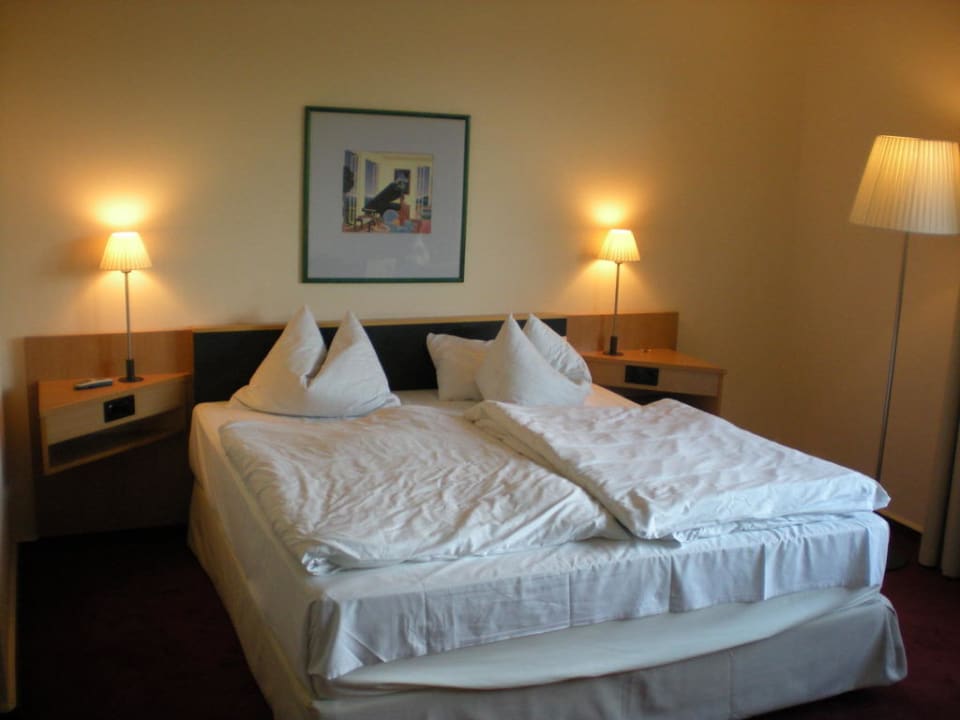 Bett NH Dresden Neustadt