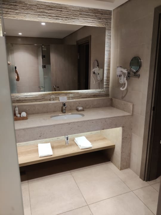 Zimmer Steigenberger Resort Ras Soma