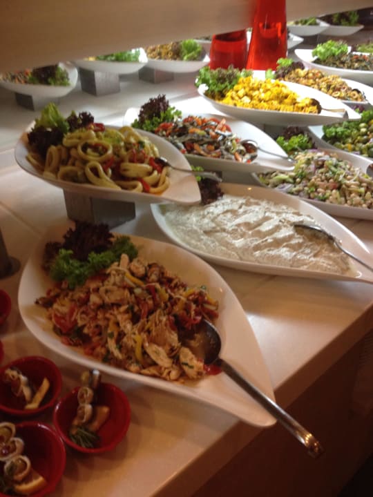 Buffet Royal Alhambra Palace