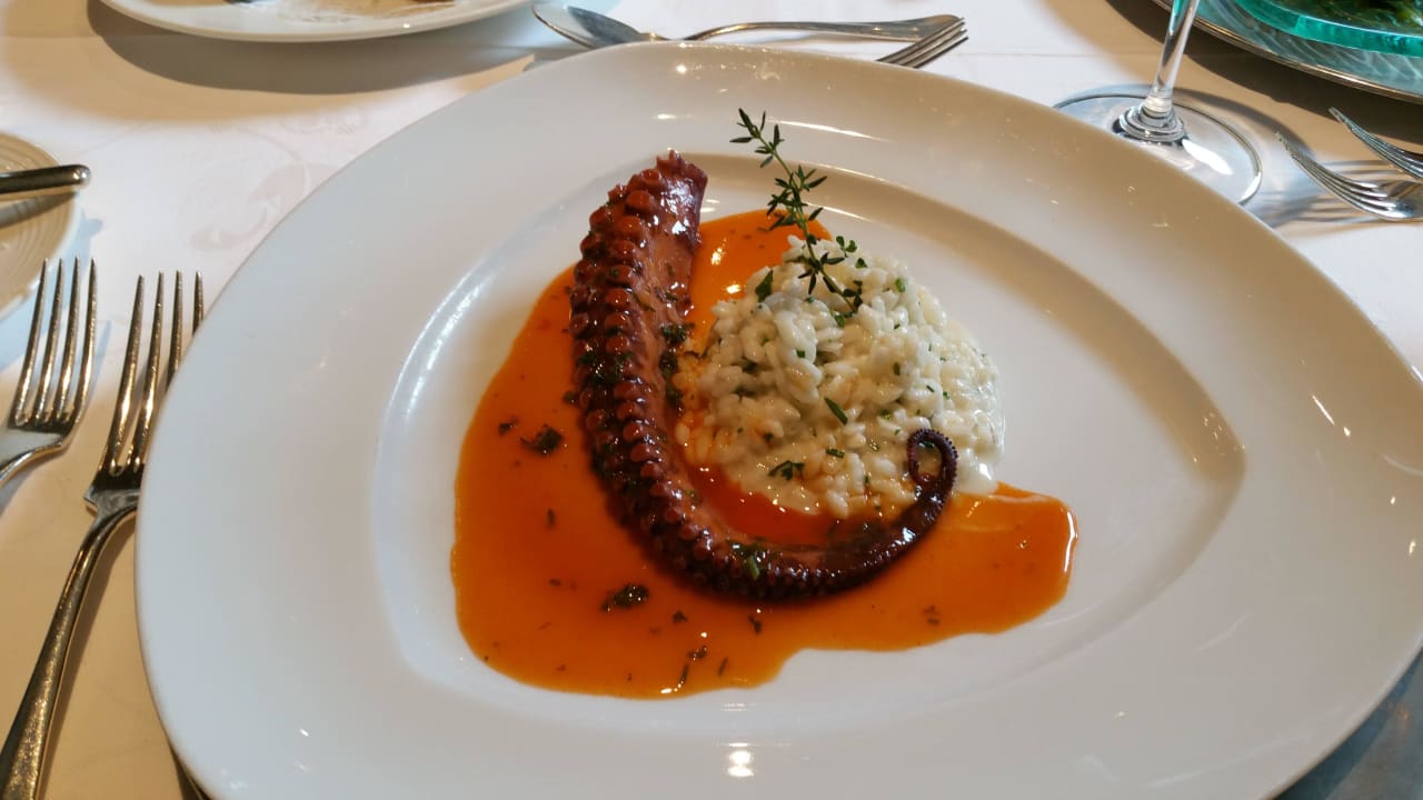 So sieht eine Vorspeise aus Brugger's Genießerhotel Lanersbacher Hof