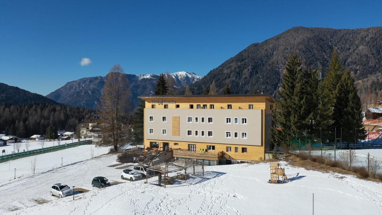Außenansicht Hotel Sancelso