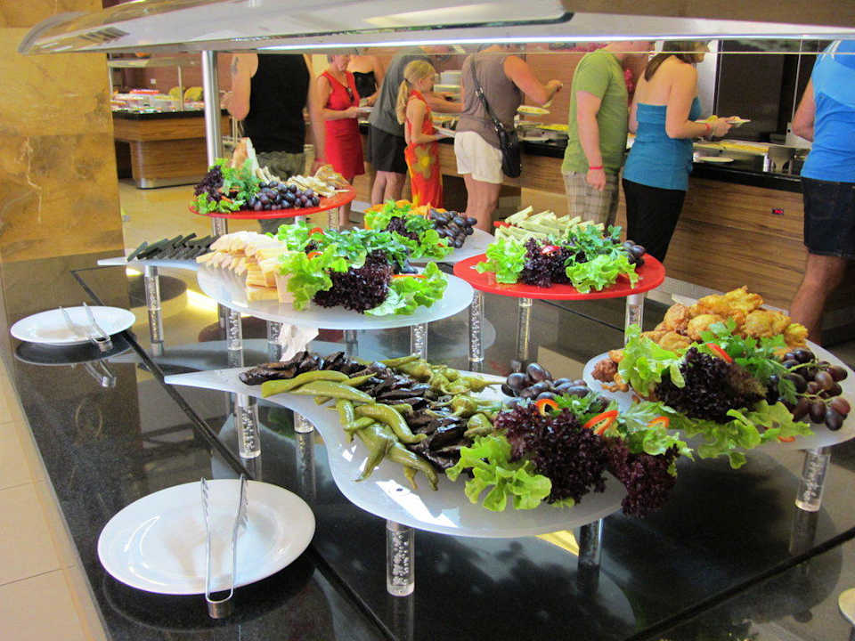 Verschiedene Salate Alaiye Resort & Spa