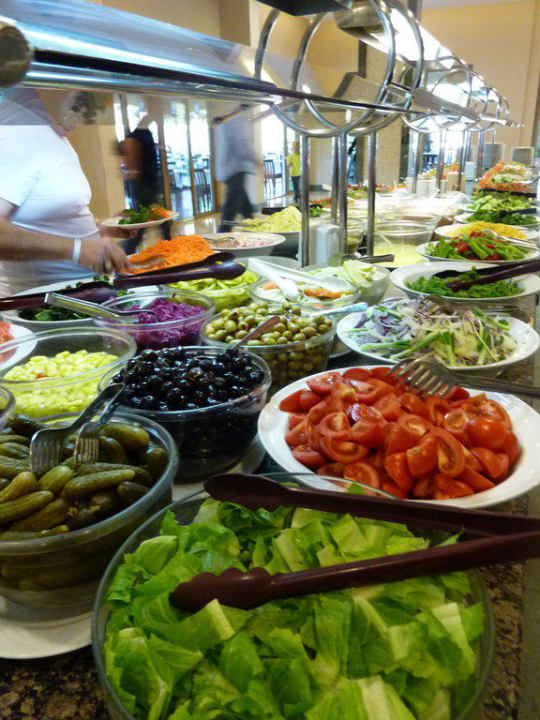 Salatbüffet Melas Holiday Village