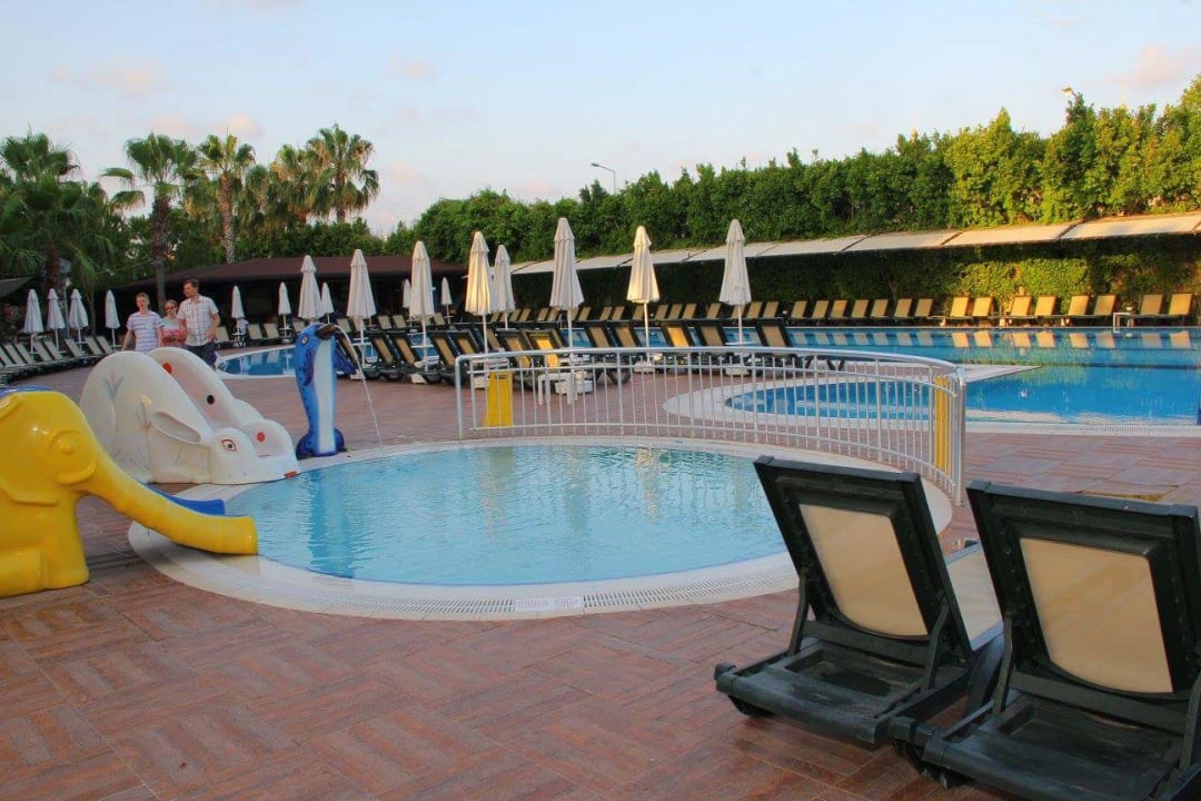 Pool Hane Family Resort