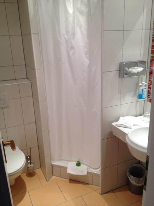 Dusche Parkhotel Sonnenberg