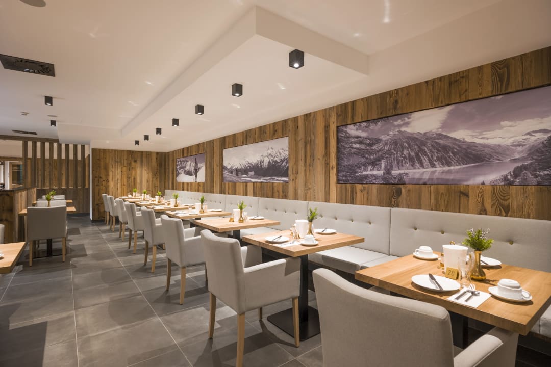 Gastro Alpenhof Hotel Garni Suprême