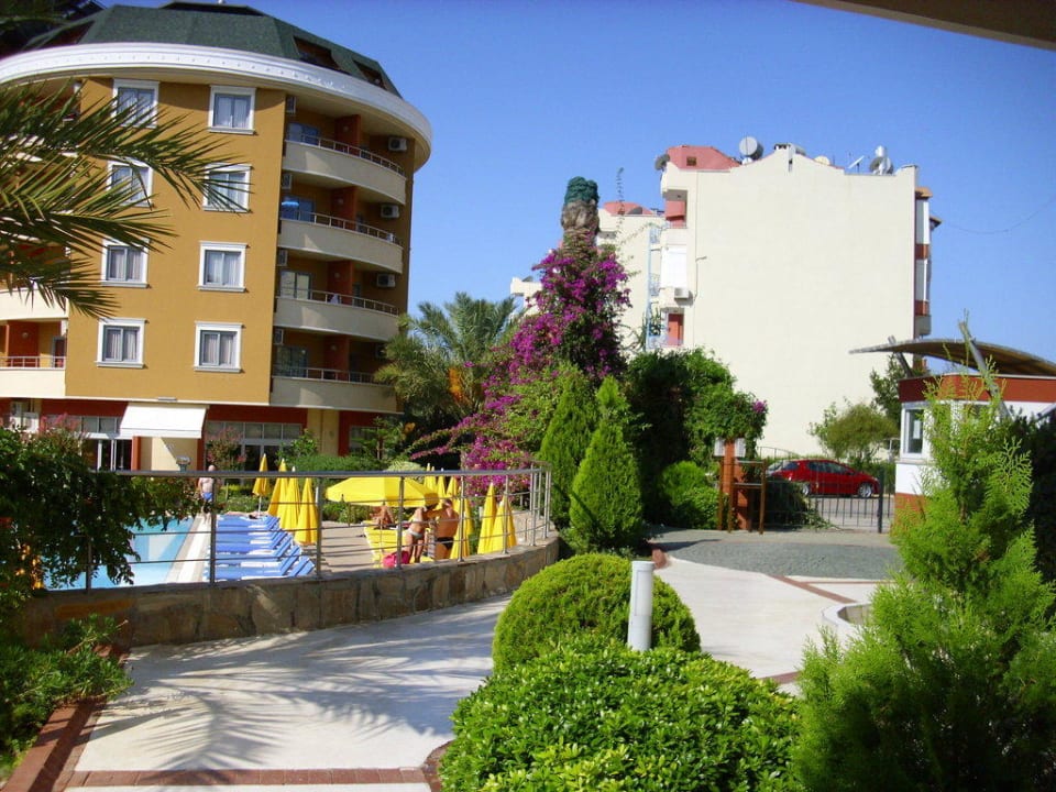 Altes Gebäude Alaiye Resort & Spa