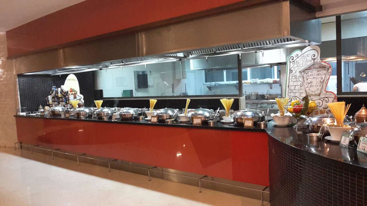 Abenbuffet Commodore Elite Suites & Spa - Adults only