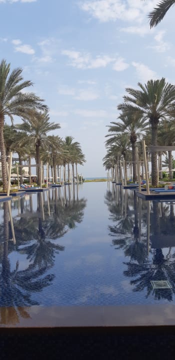 Pool Park Hyatt Abu Dhabi Hotel and Villas
