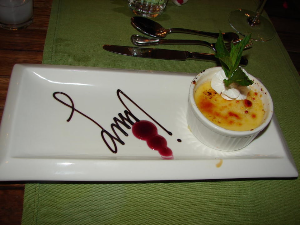 Leckere Nachspeise im italienisches Restaurant Sunis Evren Beach Resort Hotel & Spa