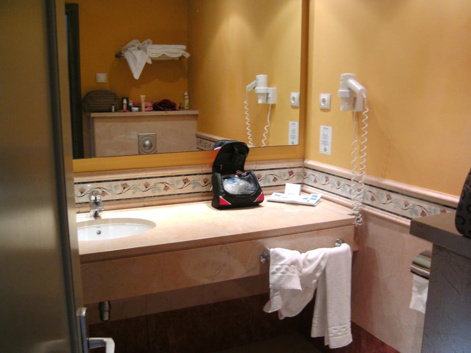 Badezimmer allsun App.-Hotel Albatros