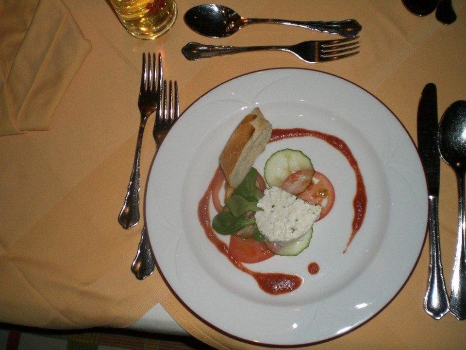 Eine der leckeren Vorspeisen ALPHAtauern Health Resort - ADULTS ONLY 15+