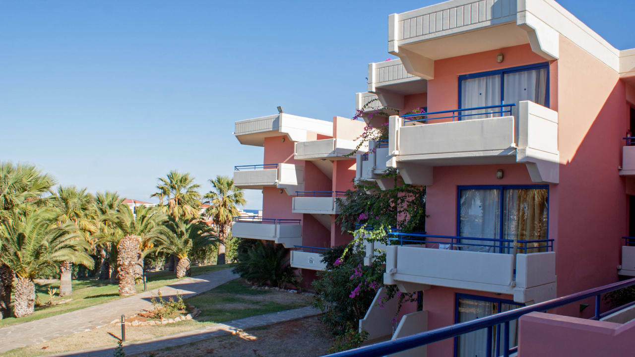 Nebengebäude Kresten Palace Hotel