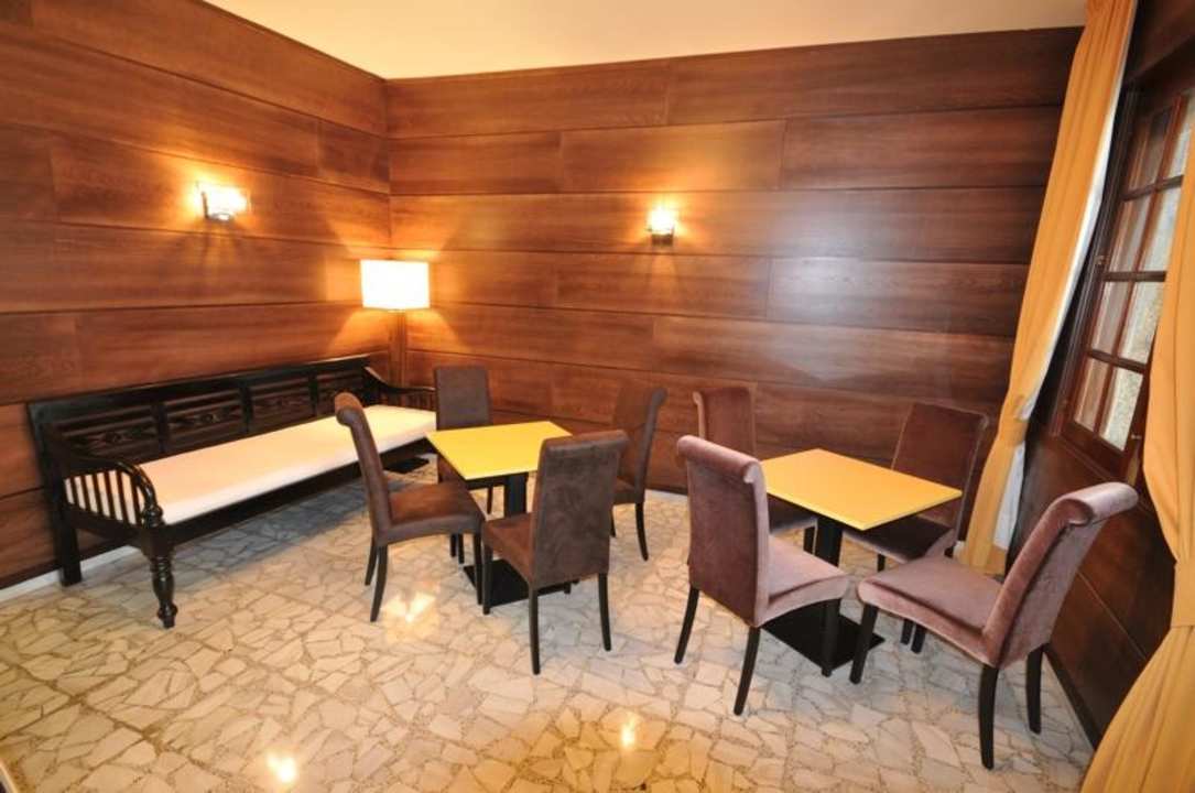Cafetería Hotel Torres Touriño