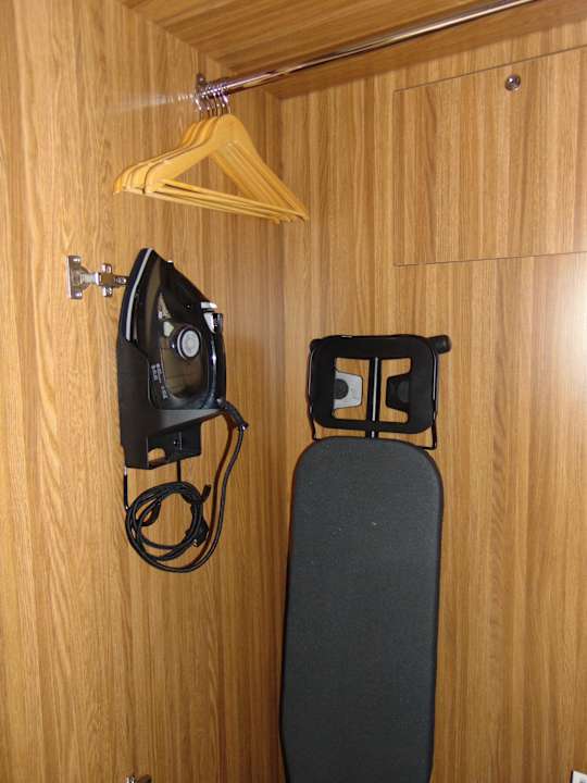 Zimmer Ramada Encore by Wyndham Tashkent