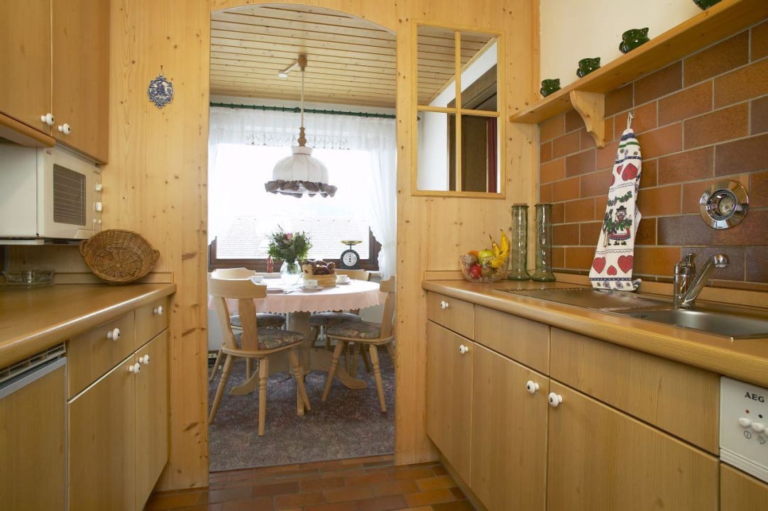 Küche Ferienwohnungen Hellarwirt-Hues